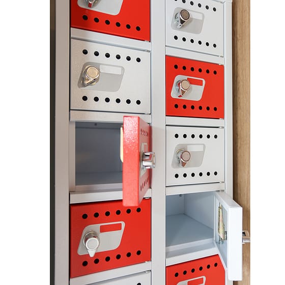 hmob lockers para celulares ideais para evitar o acesso de celular em dependências fabris 4